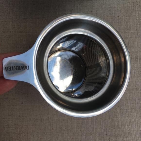 David’s Tea Blue Ceramic Mug with Strainer & Cover - Picture 4 of 7